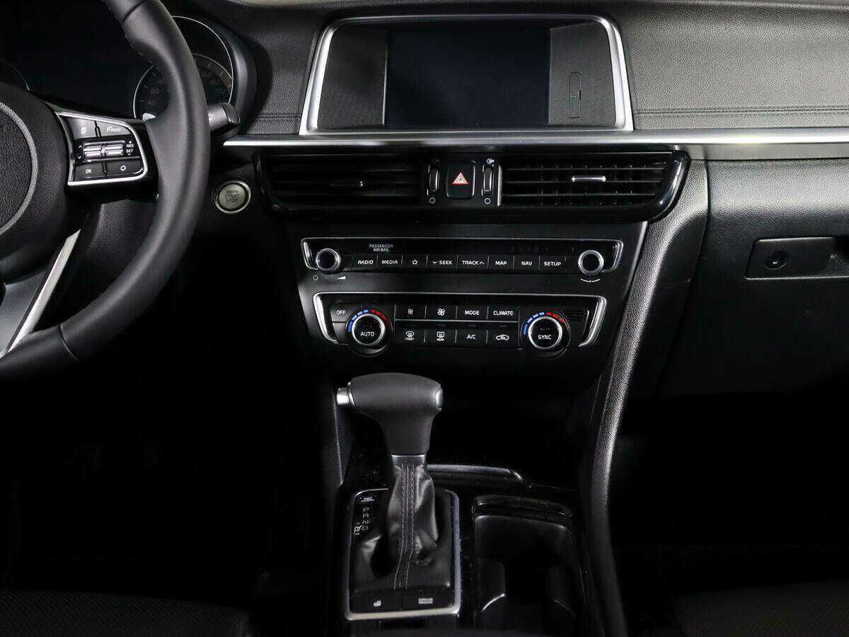 Купить Kia Optima, 2018, 69 343 км.. Фото: #9