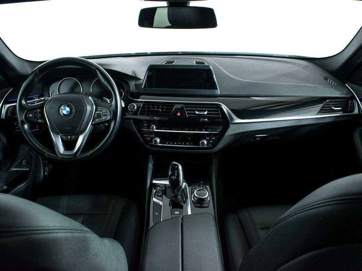 Купить BMW 5 серии, 2018, 122 580 км.. Фото: #9