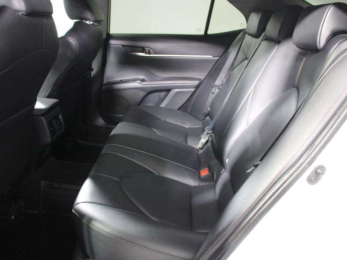 Купить Toyota Camry, 2020, 67 377 км.. Фото: #9