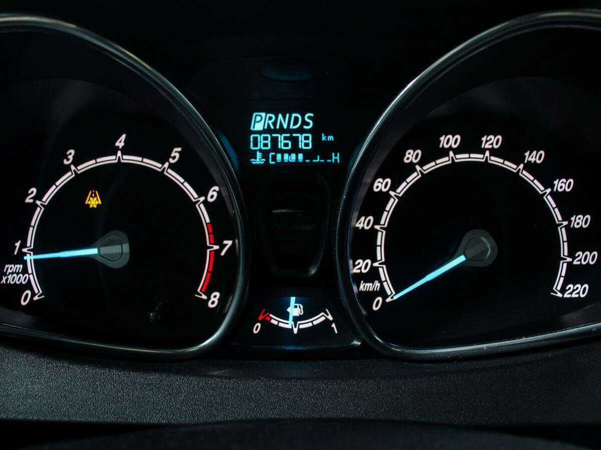 Купить Ford Fiesta, 2015, 87 700 км.. Фото: #10