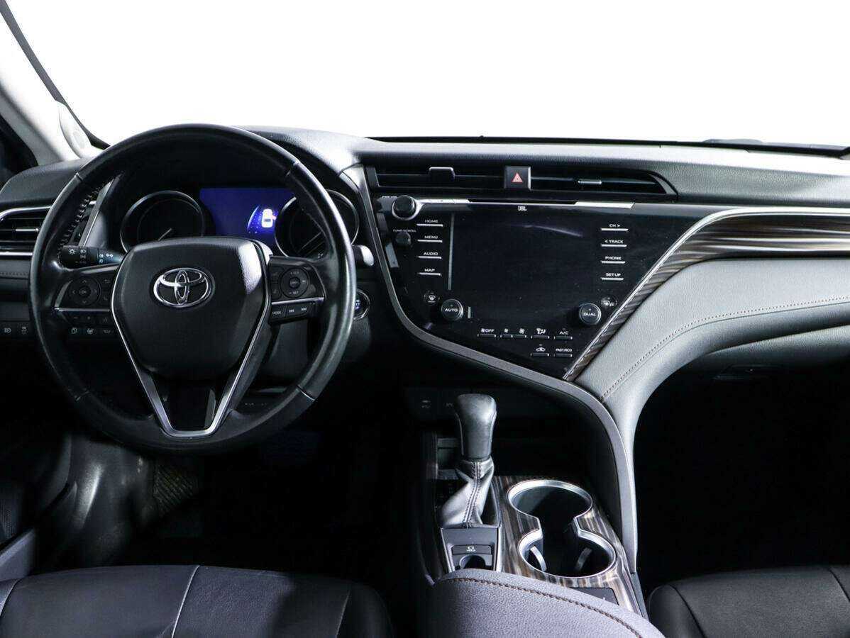 Купить Toyota Camry, 2018, 121 517 км.. Фото: #8