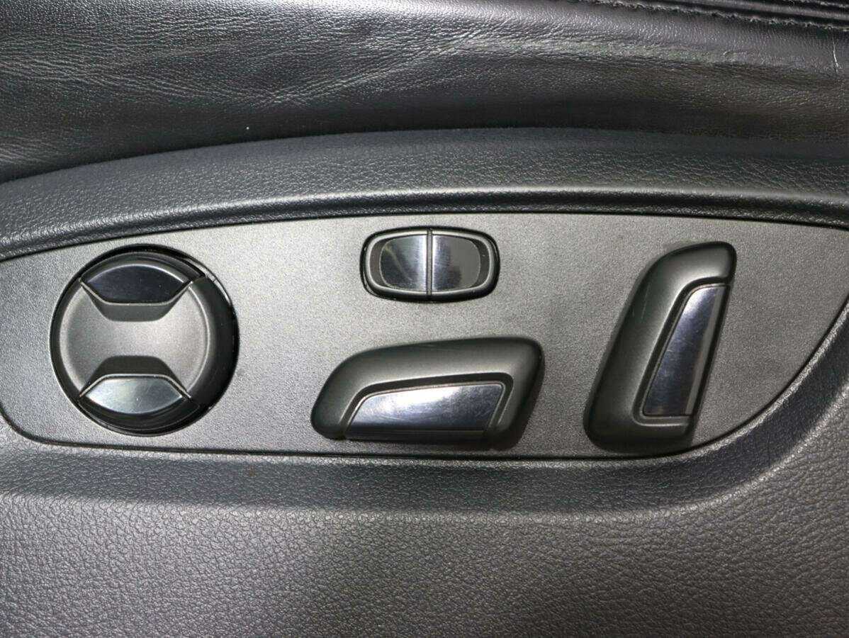 Купить Volkswagen Touareg, 2012, 189 500 км.. Фото: #11