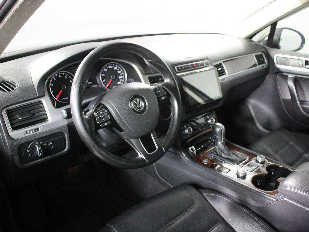 Купить Volkswagen Touareg, 2015, 177 224 км.. Фото: #10