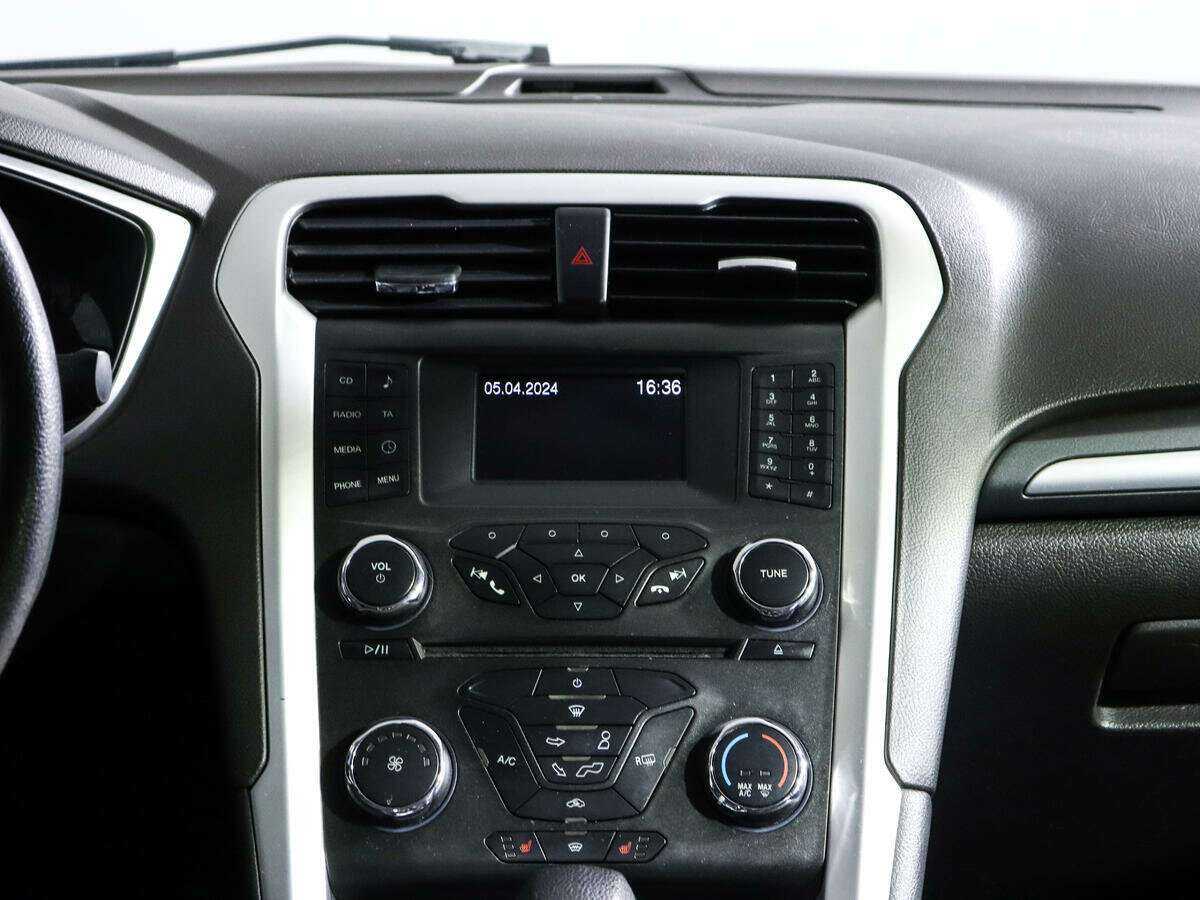 Купить Ford Mondeo, 2016, 224 882 км.. Фото: #9