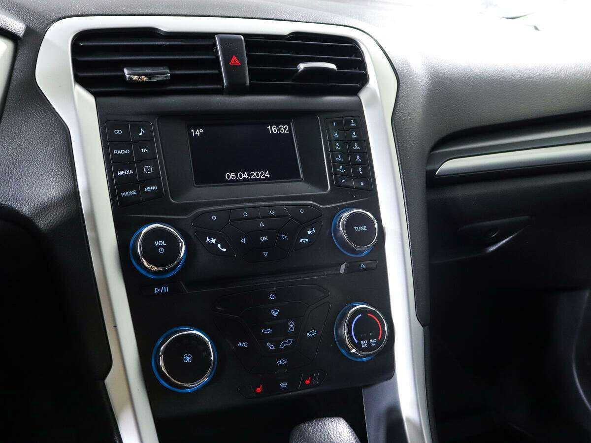 Купить Ford Mondeo, 2016, 224 882 км.. Фото: #13