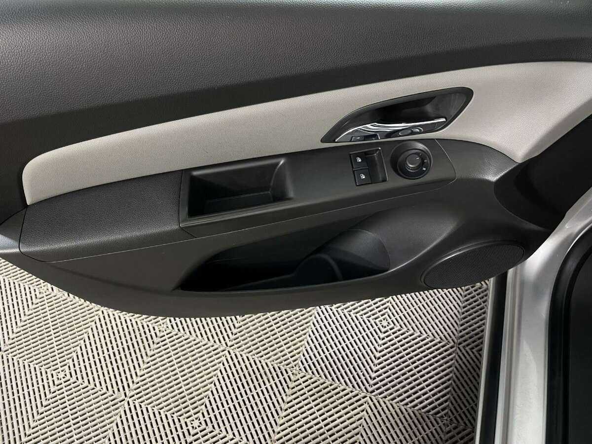 Купить Chevrolet Cruze, 2014, 155 562 км.. Фото: #6