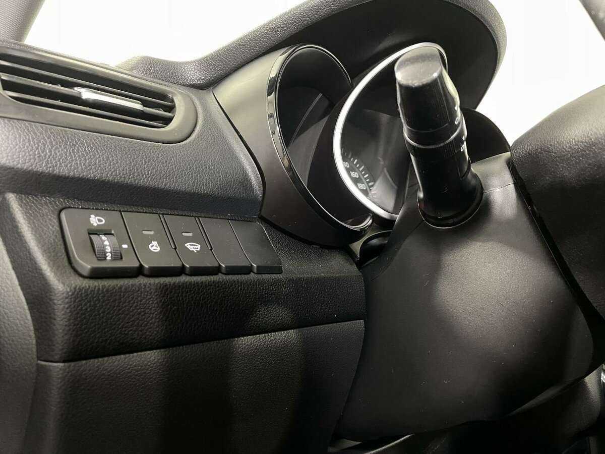 Купить Kia Rio, 2017, 105 287 км.. Фото: #7