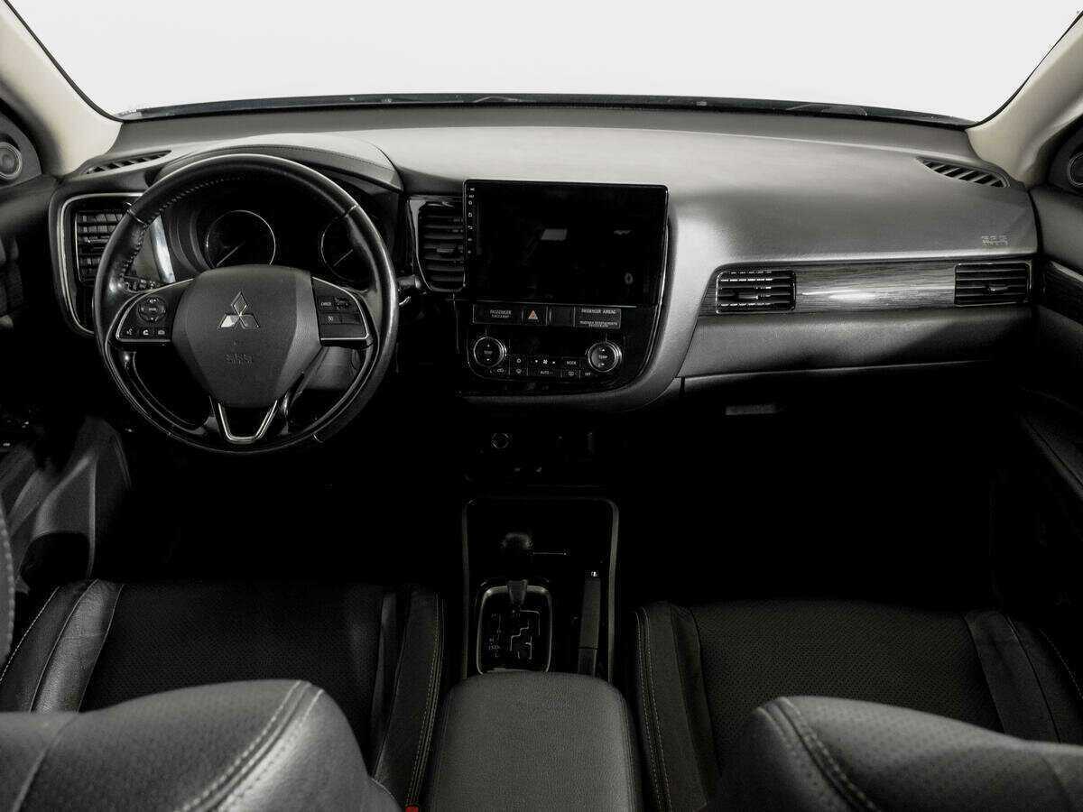 Купить Mitsubishi Outlander, 2017, 101 000 км.. Фото: #10