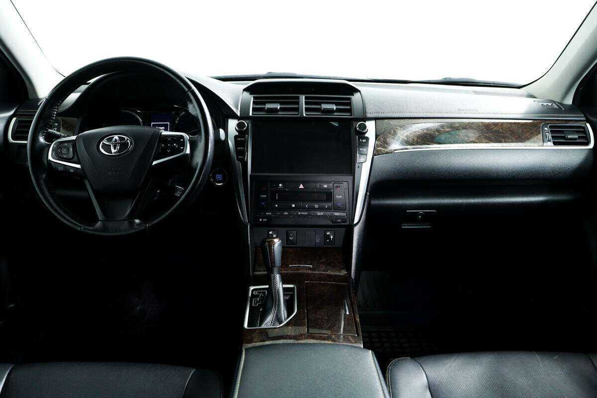 Купить Toyota Camry, 2017, 113 356 км.. Фото: #10