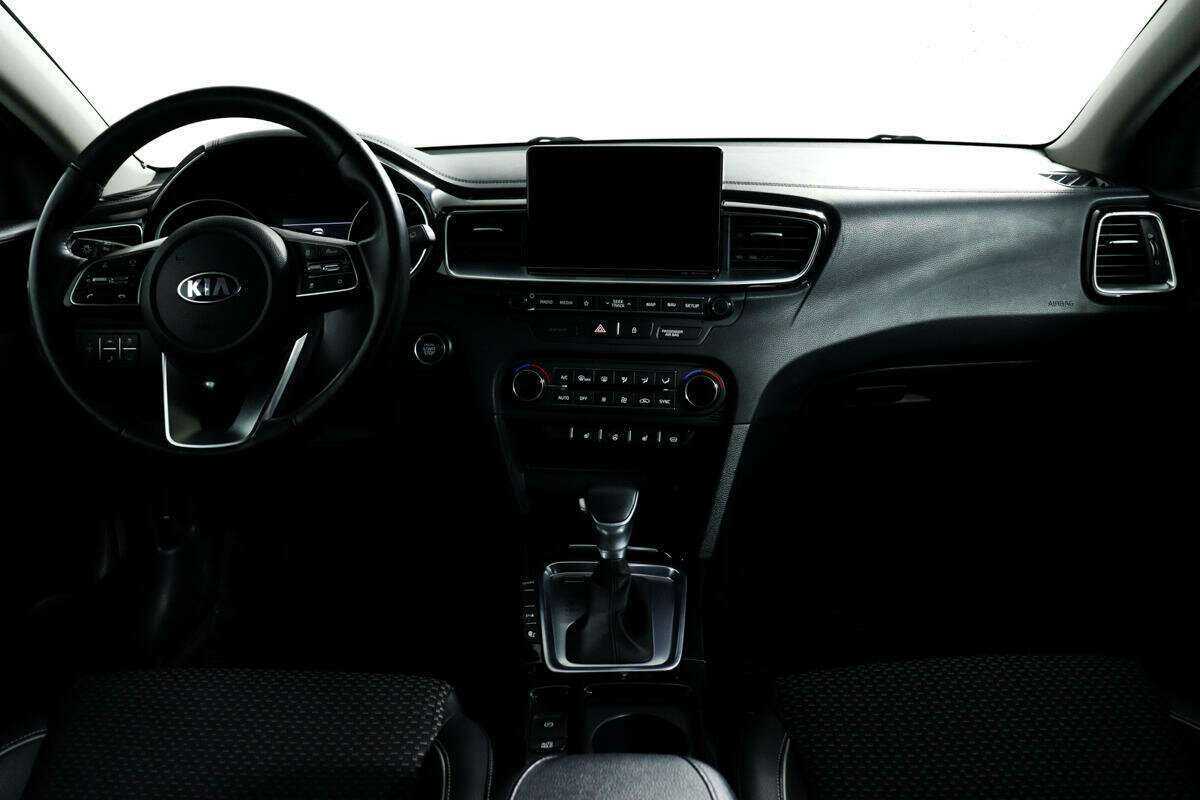 Купить Kia Ceed, 2019, 32 000 км.. Фото: #10