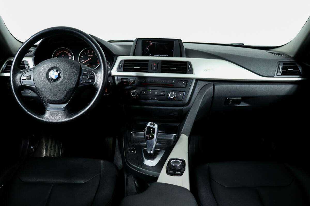 Купить BMW 3 серии, 2015, 104 501 км.. Фото: #9