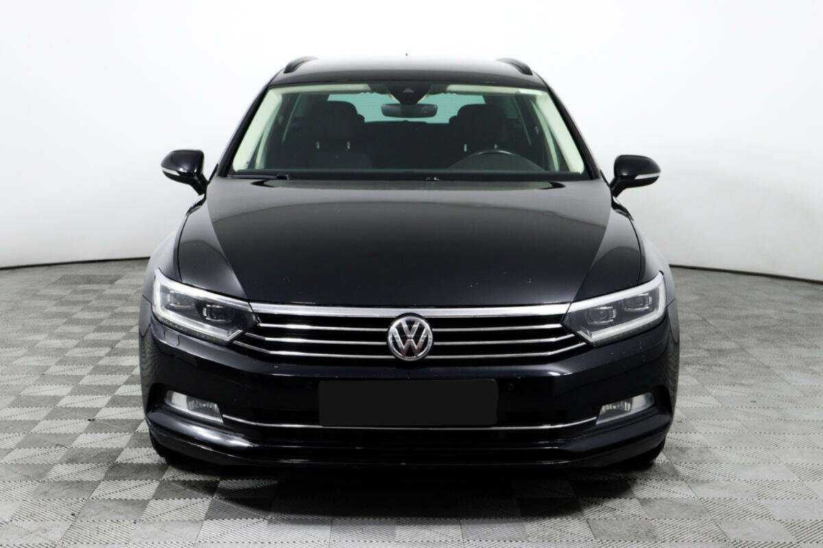 Купить Volkswagen Passat, 2019, 121 347 км.. Фото: #1