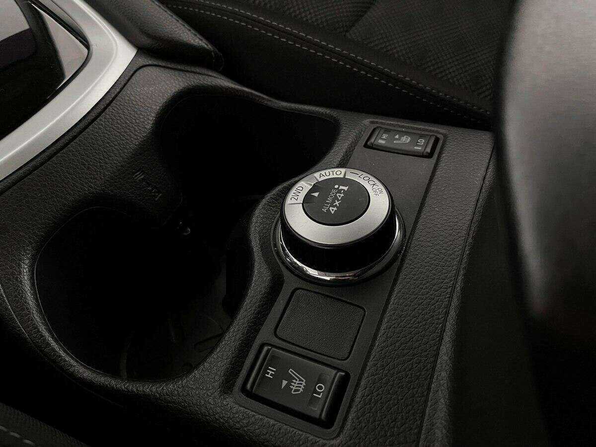 Купить Nissan Qashqai, 2018, 80 400 км.. Фото: #12