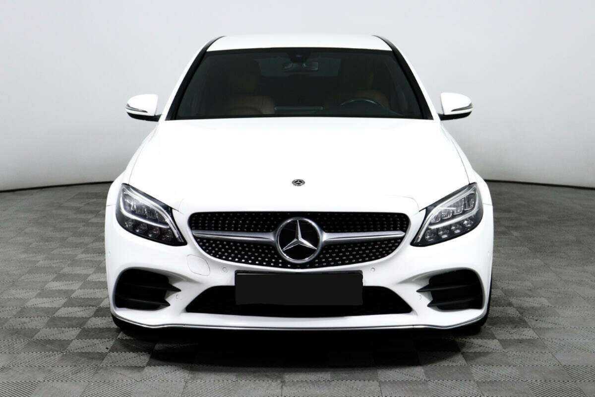 Купить Mercedes-Benz C-Класс, 2018, 137 884 км.. Фото: #1