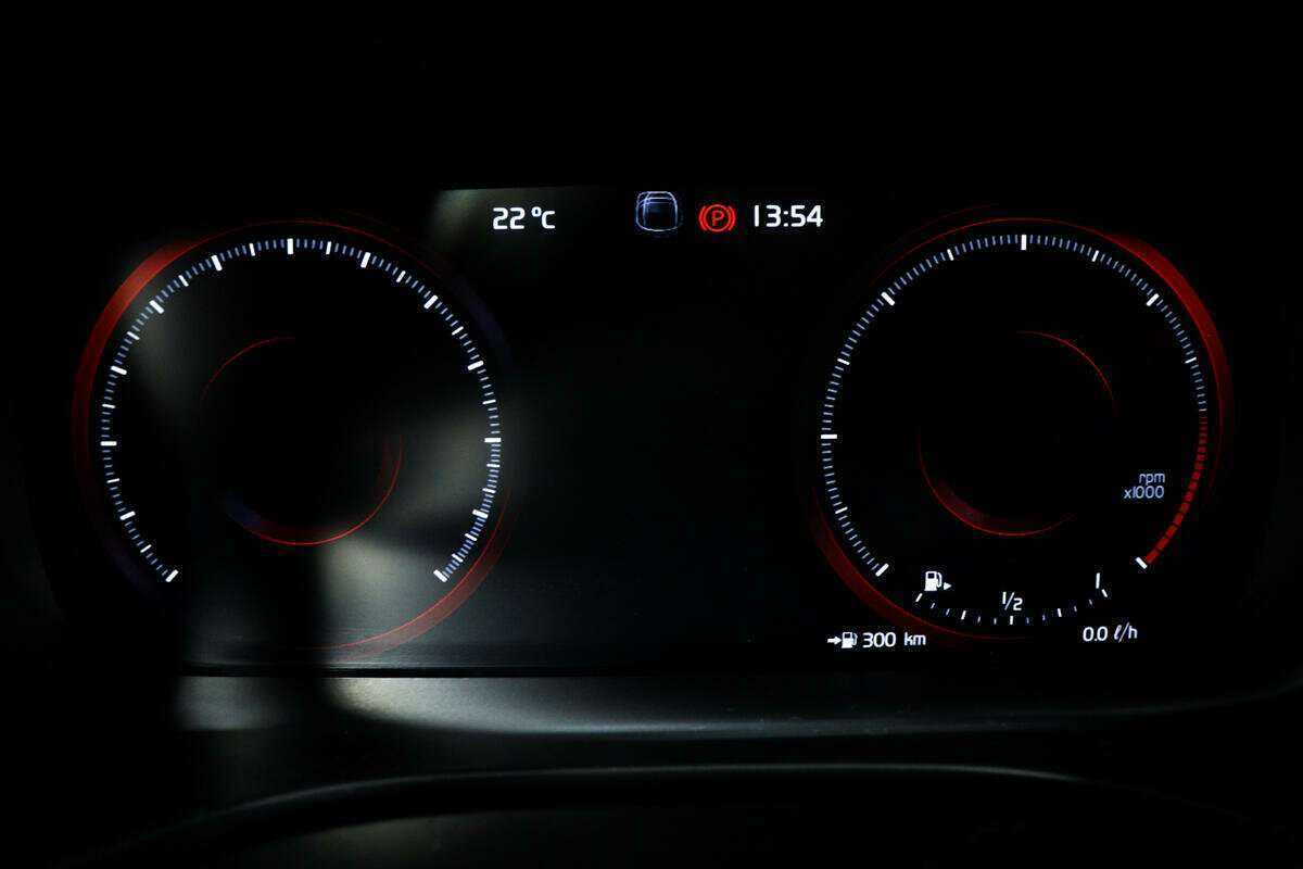 Купить Volvo XC60, 2018, 76 600 км.. Фото: #9