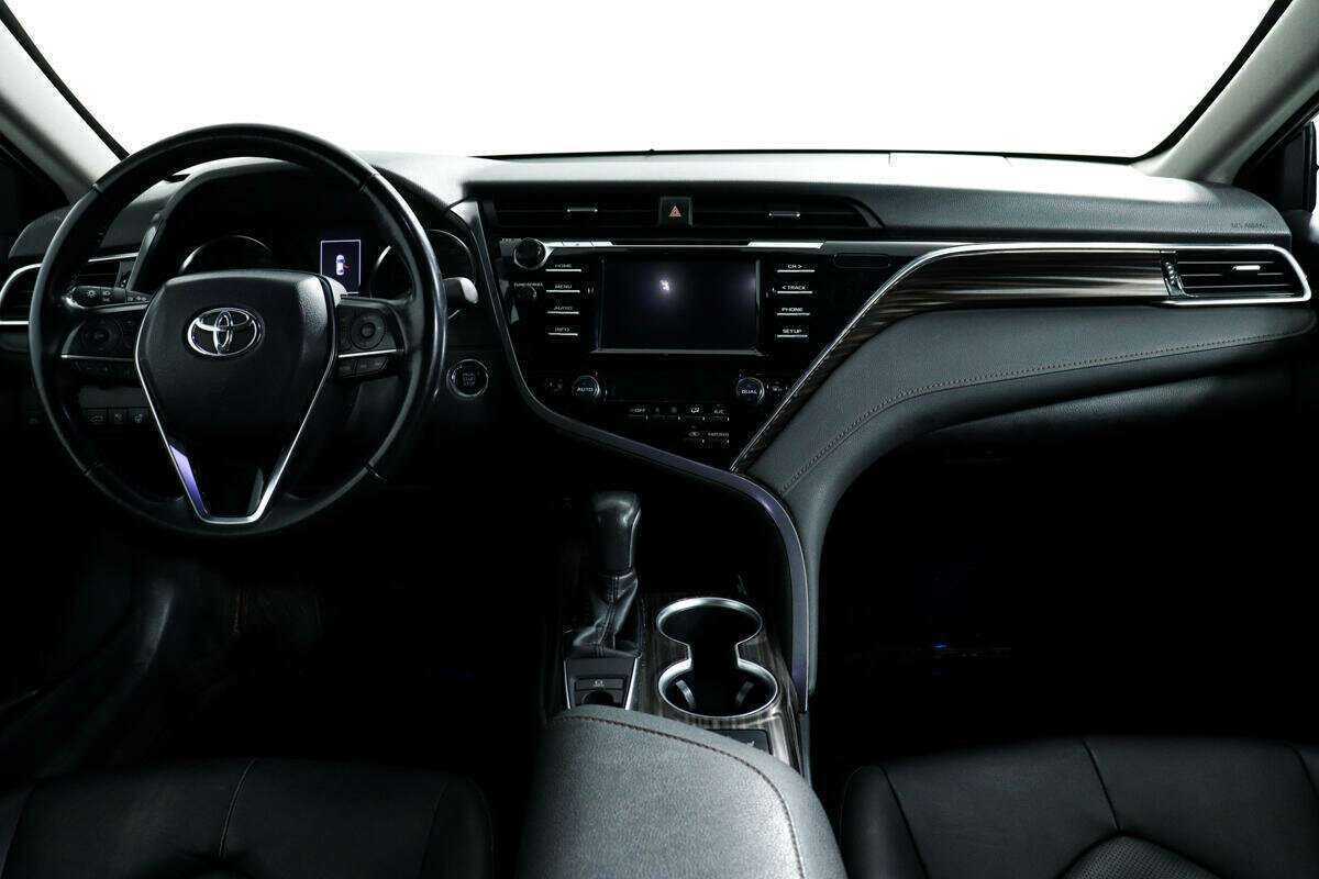 Купить Toyota Camry, 2019, 79 111 км.. Фото: #10