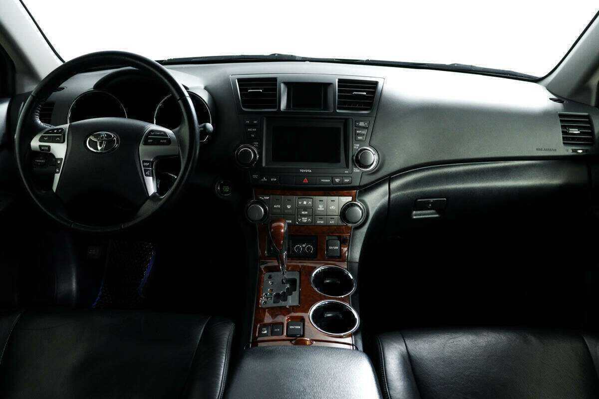 Купить Toyota Highlander, 2012, 130 814 км.. Фото: #10