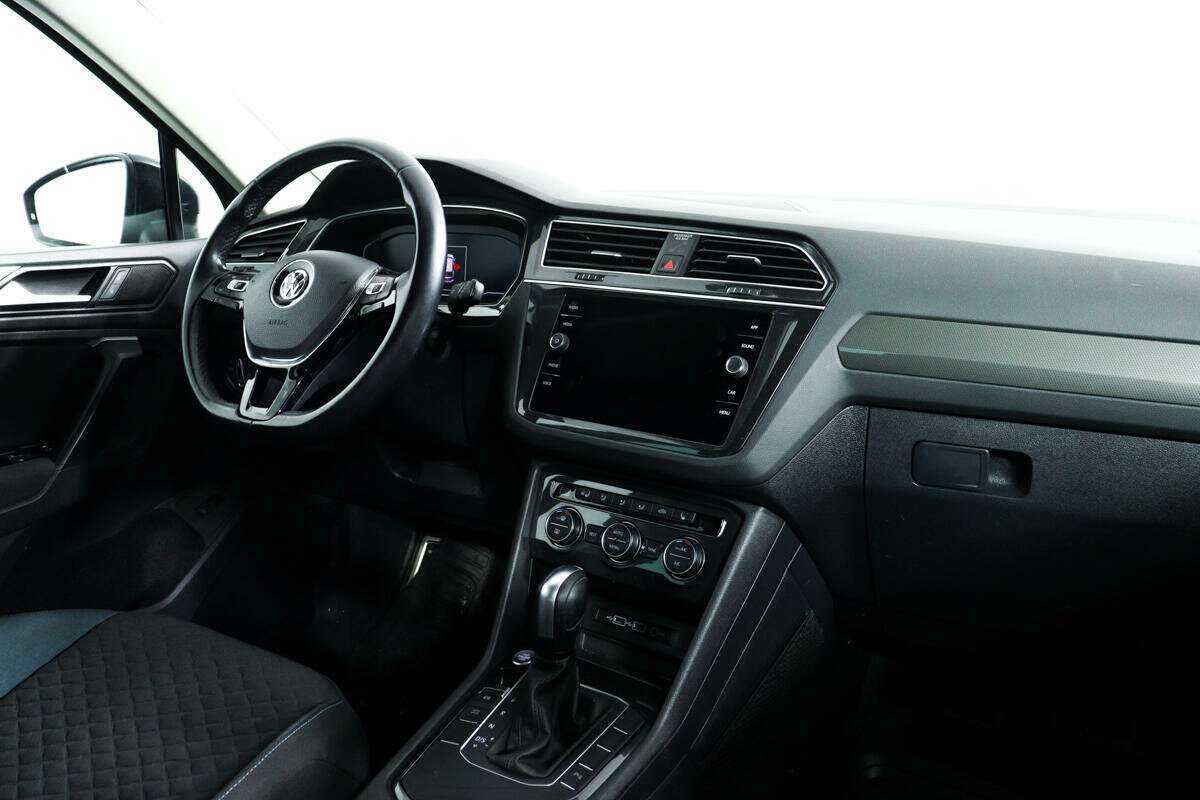 Купить Volkswagen Tiguan, 2020, 85 577 км.. Фото: #8