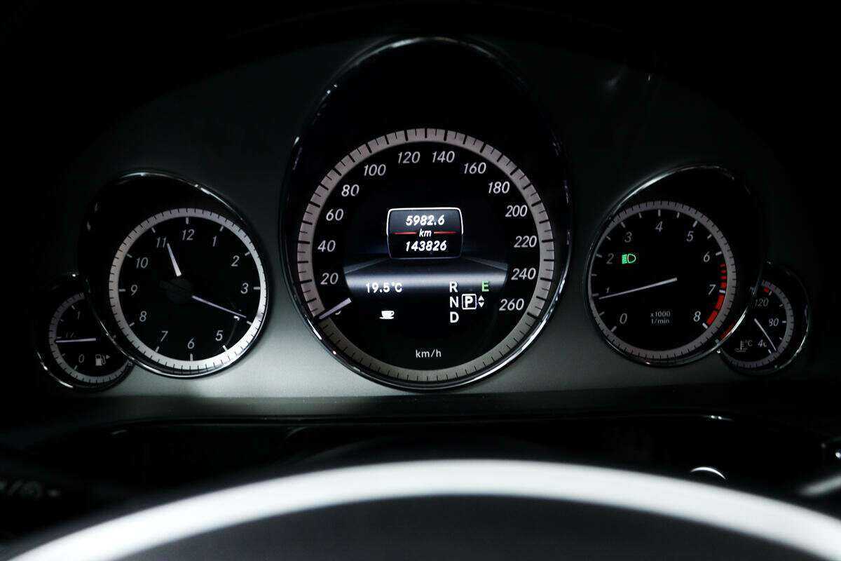 Купить Mercedes-Benz E-Класс, 2012, 143 781 км.. Фото: #9