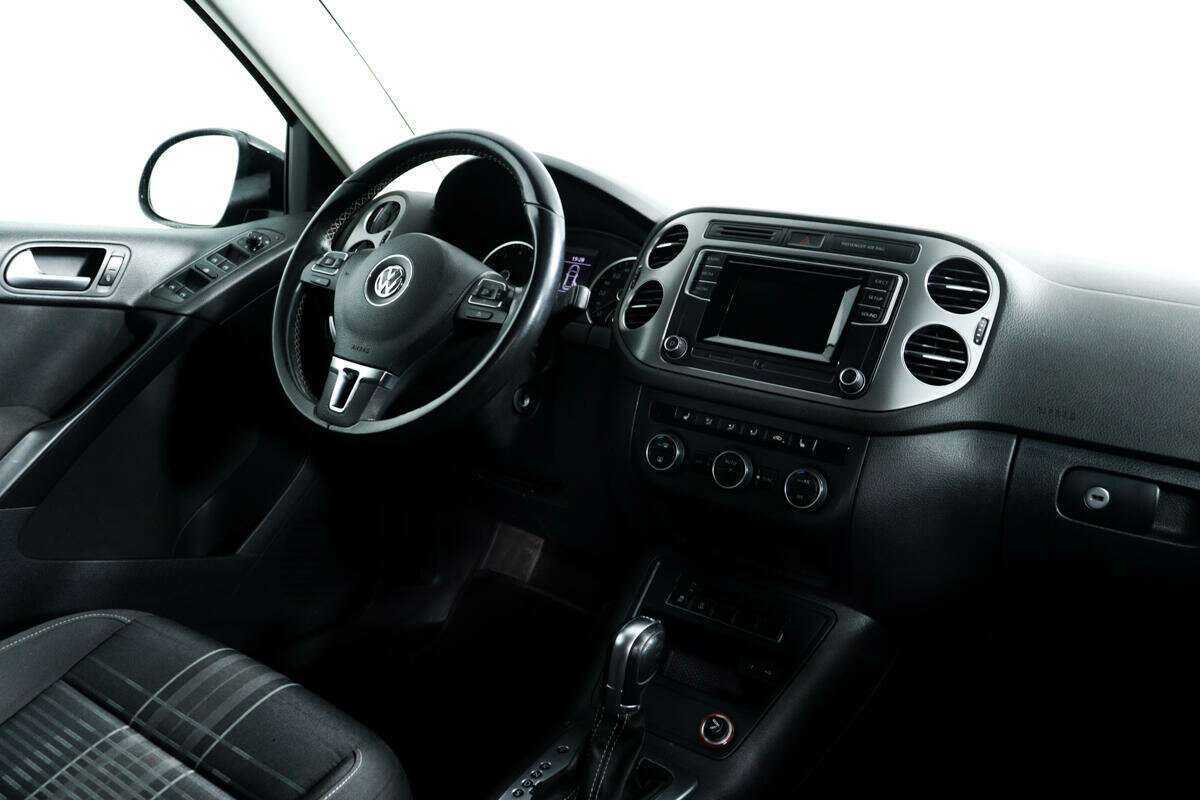 Купить Volkswagen Tiguan, 2016, 182 047 км.. Фото: #8