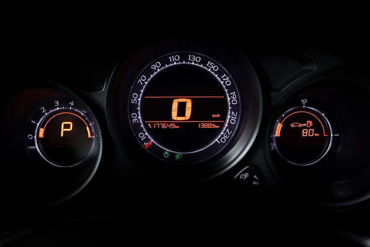 Купить Citroen C4, 2012, 177 648 км.. Фото: #9