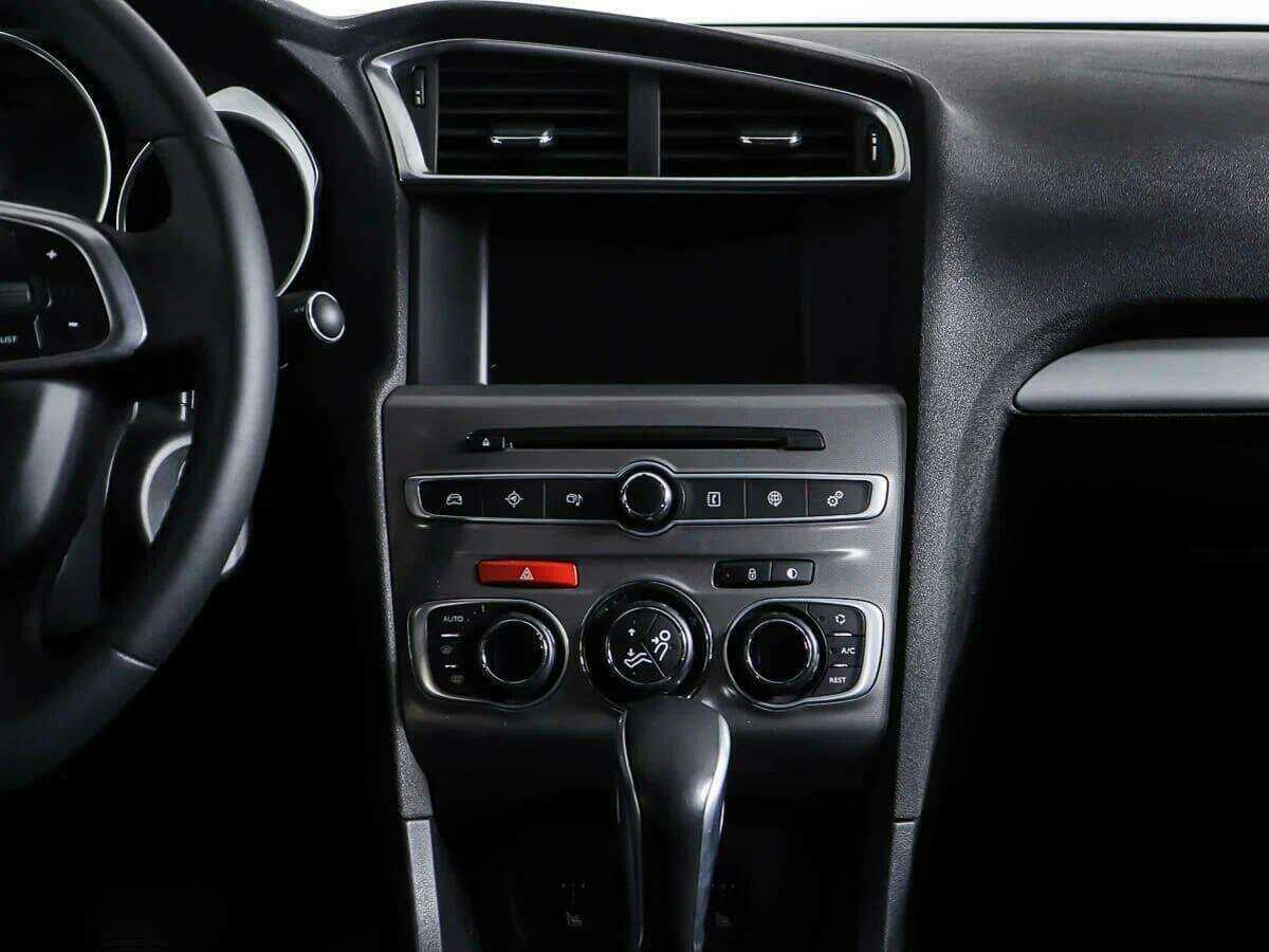 Купить Citroen C4, 2016, 66 162 км.. Фото: #9