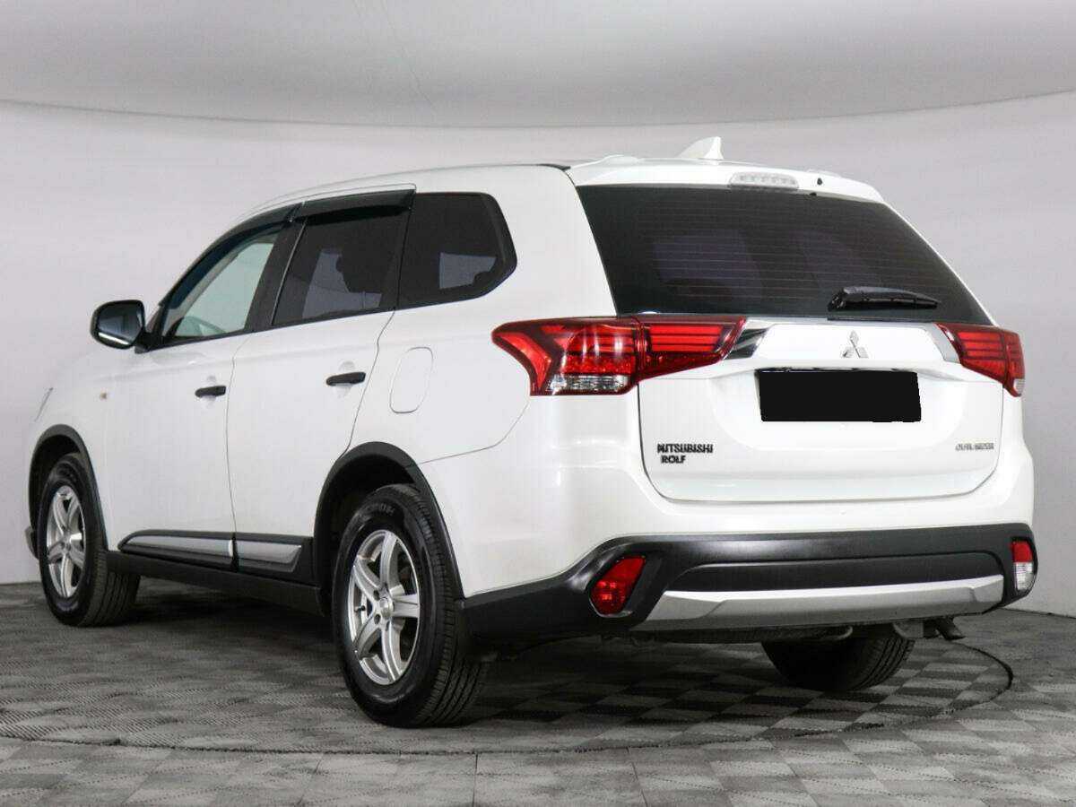 Купить Mitsubishi Outlander, 2017, 188 006 км.. Фото: #6