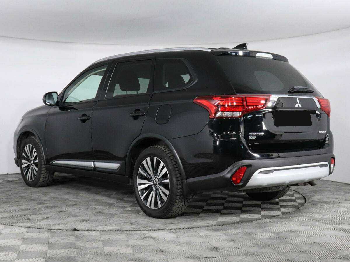 Купить Mitsubishi Outlander, 2018, 99 300 км.. Фото: #6