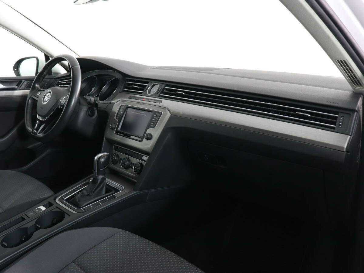 Купить Volkswagen Passat, 2016, 78 106 км.. Фото: #9