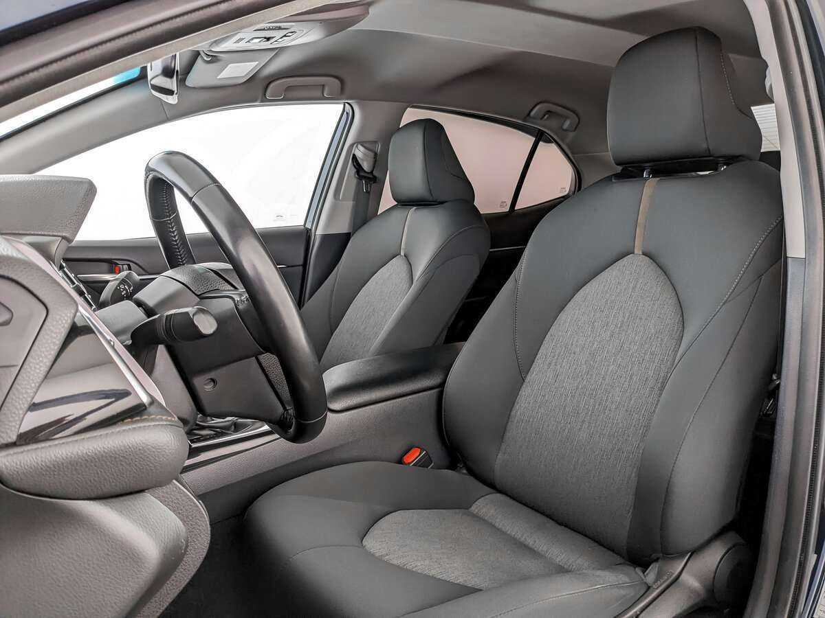 Купить Toyota Camry, 2020, 117 733 км.. Фото: #15