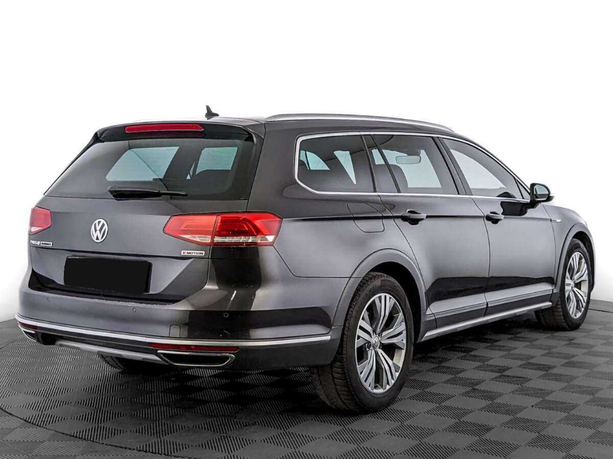 Купить Volkswagen Passat, 2018, 188 183 км.. Фото: #4