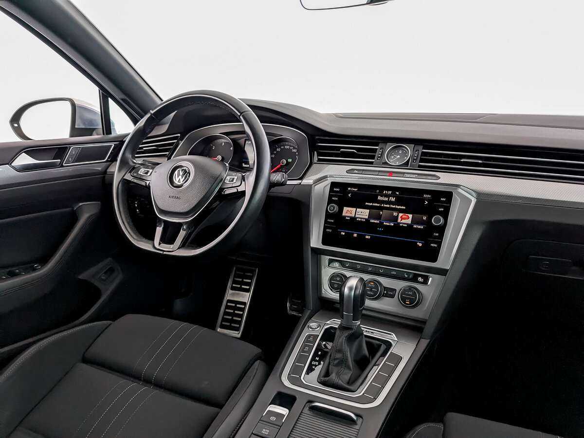 Купить Volkswagen Passat, 2018, 188 183 км.. Фото: #28