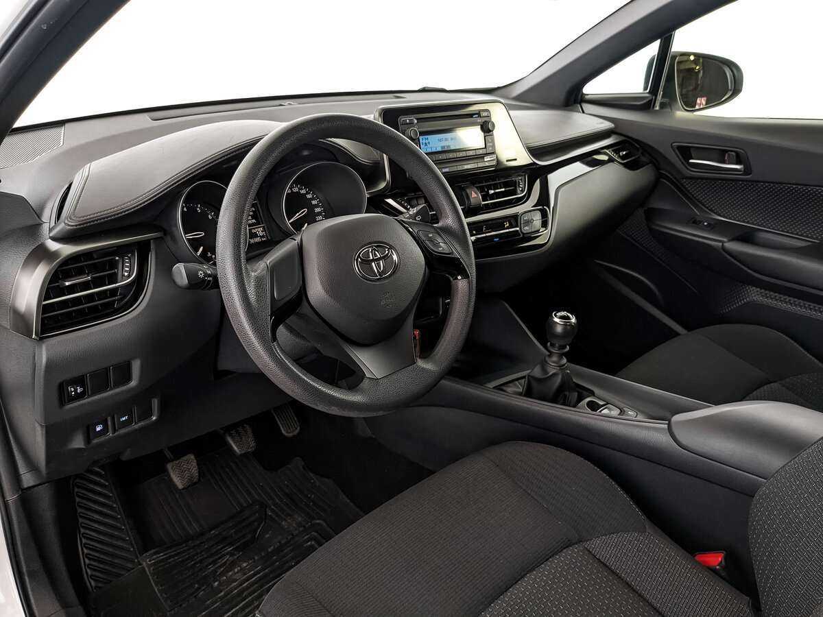 Купить Toyota C-HR, 2019, 36 982 км.. Фото: #9