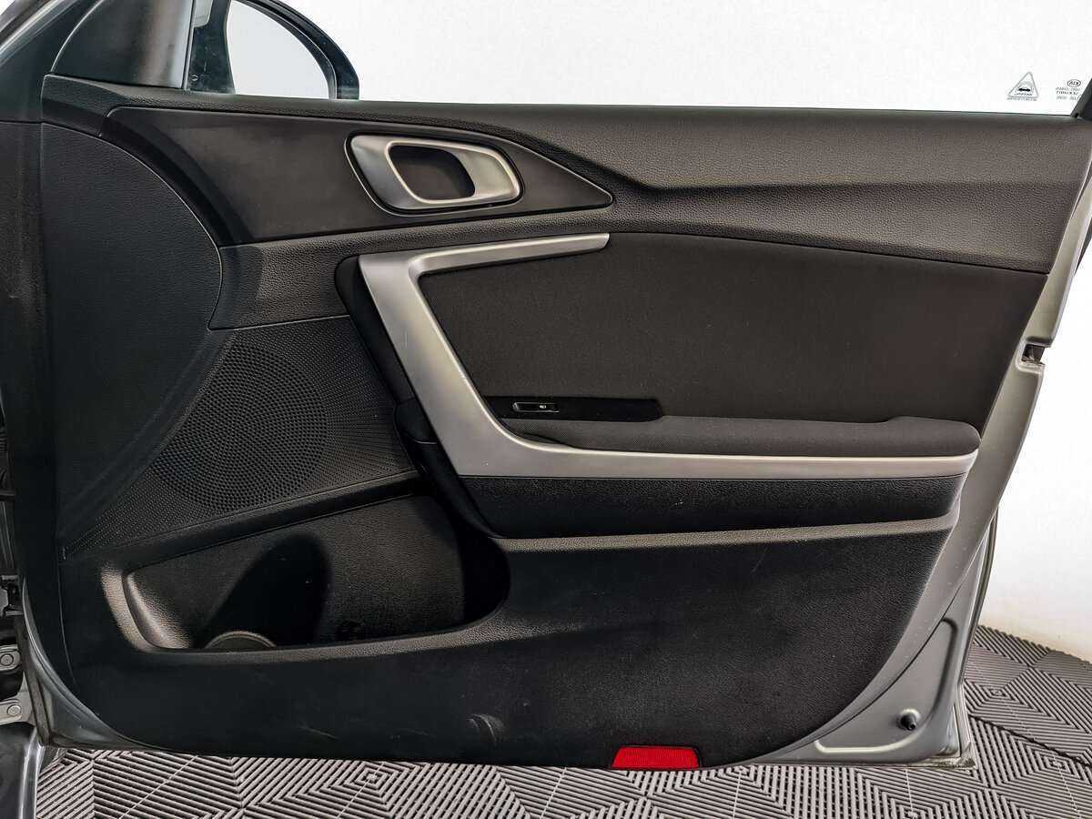 Купить Kia Ceed, 2019, 47 640 км.. Фото: #19