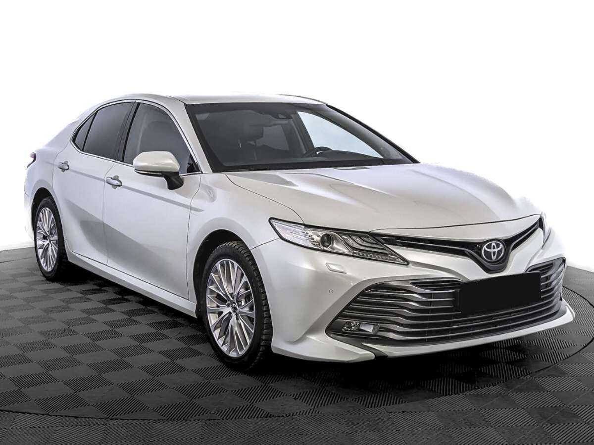 Купить Toyota Camry, 2019, 186 689 км.. Фото: #2
