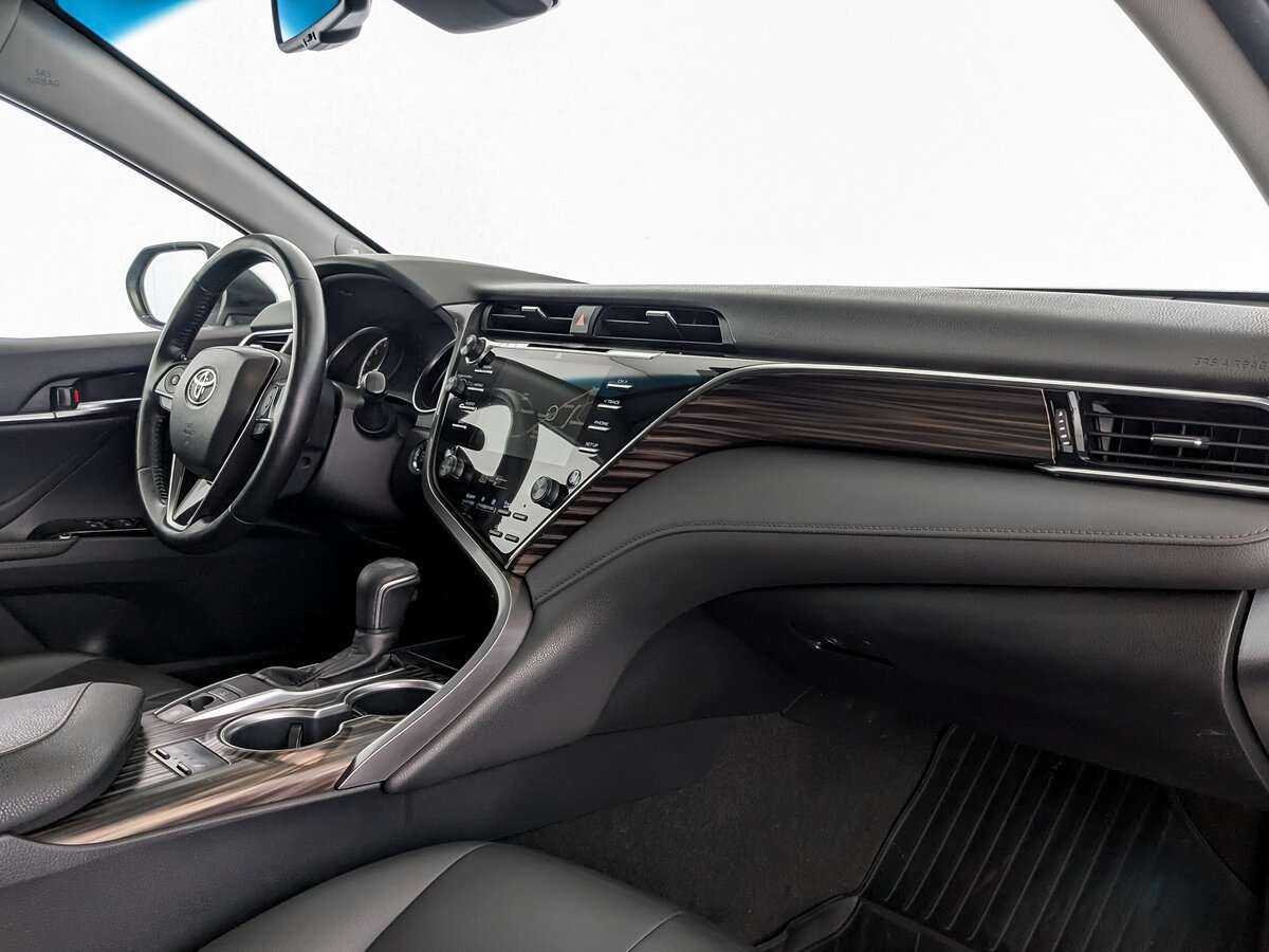 Купить Toyota Camry, 2019, 186 689 км.. Фото: #10