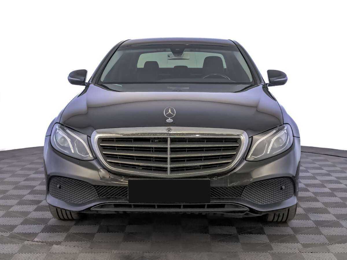 Купить Mercedes-Benz E-Класс, 2018, 217 845 км.. Фото: #1