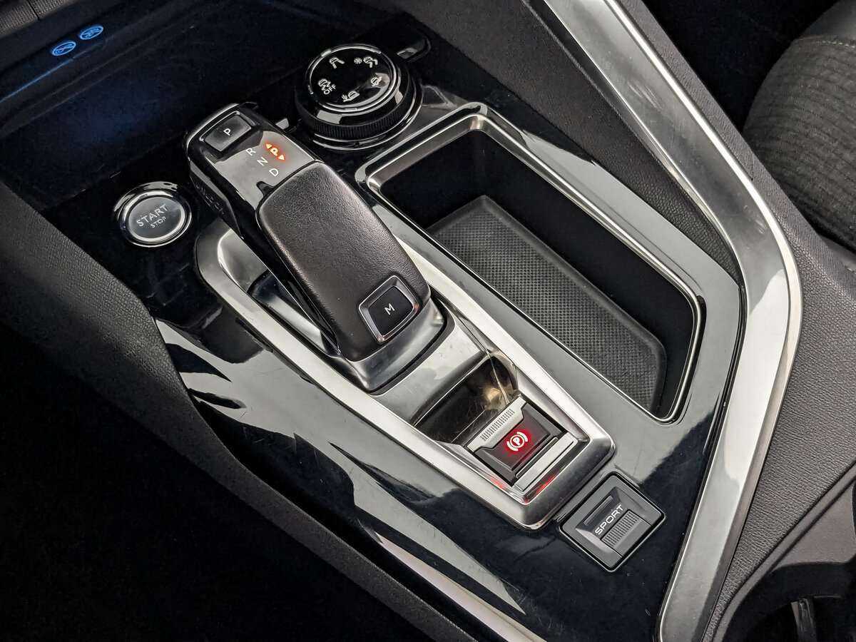 Купить Peugeot 3008, 2018, 187 811 км.. Фото: #20