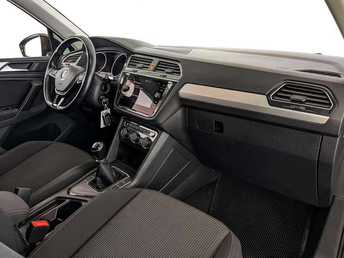 Купить Volkswagen Tiguan, 2020, 134 987 км.. Фото: #11