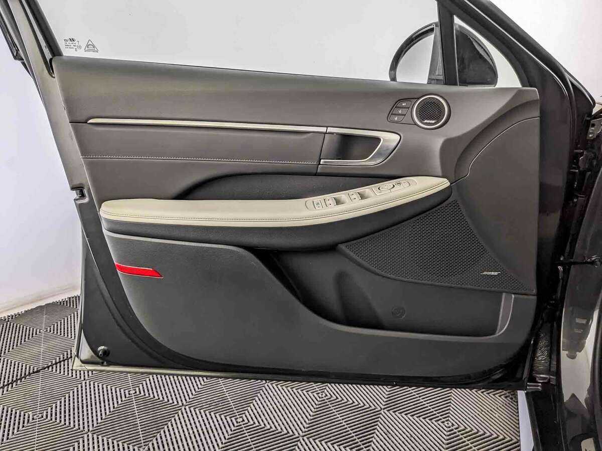 Купить Hyundai Sonata, 2022, 27 000 км.. Фото: #13