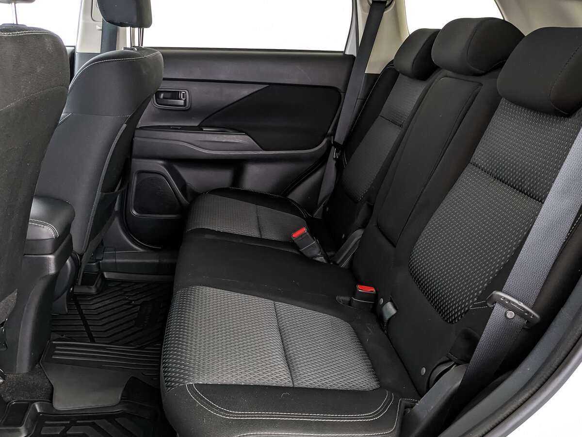 Купить Mitsubishi Outlander, 2019, 132 727 км.. Фото: #13