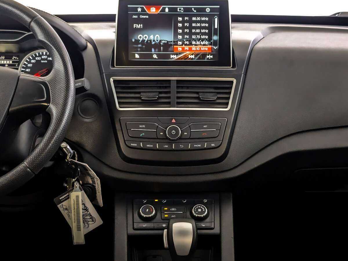 Купить FAW Besturn X40, 2019, 91 312 км.. Фото: #12