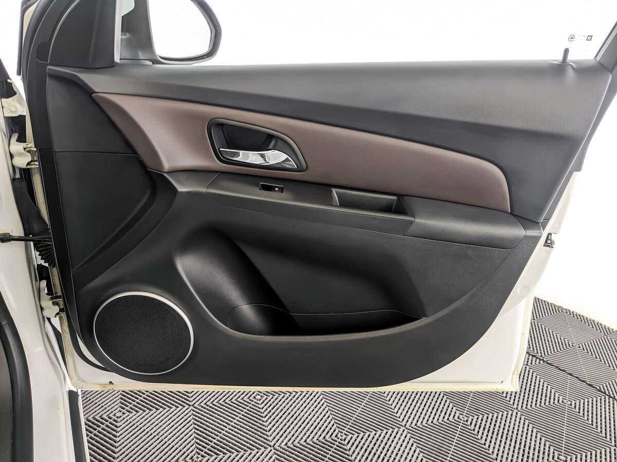 Купить Chevrolet Cruze, 2014, 184 795 км.. Фото: #19