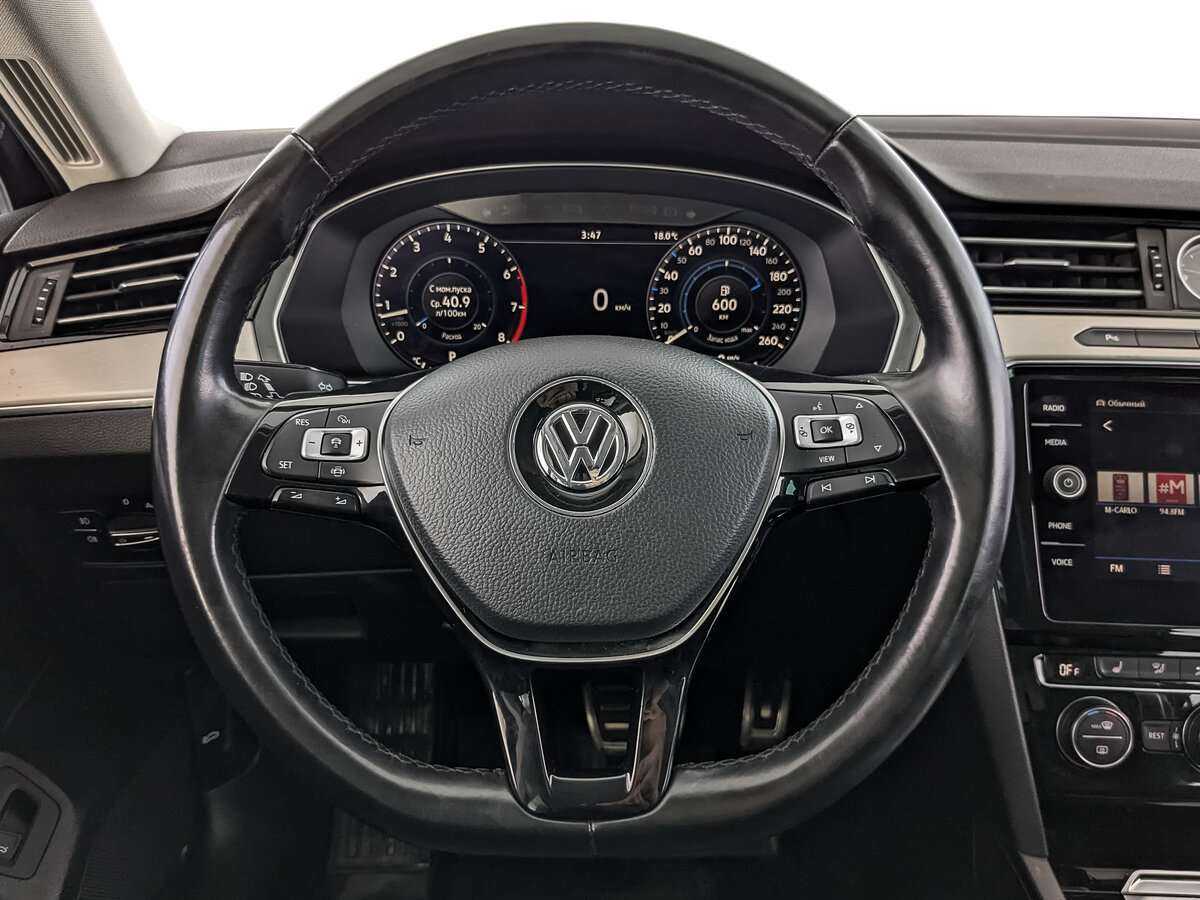 Купить Volkswagen Passat, 2019, 142 327 км.. Фото: #17
