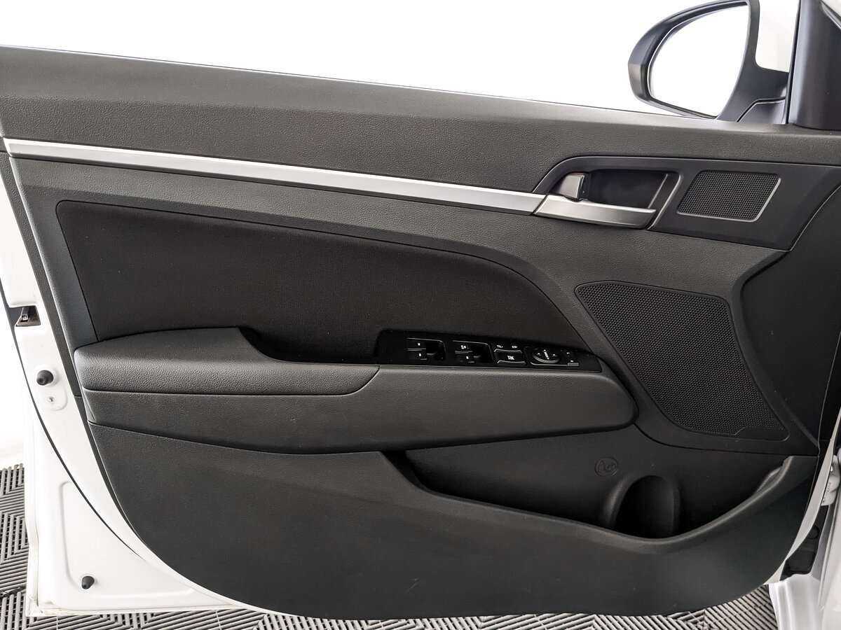 Купить Hyundai Elantra, 2020, 114 361 км.. Фото: #14