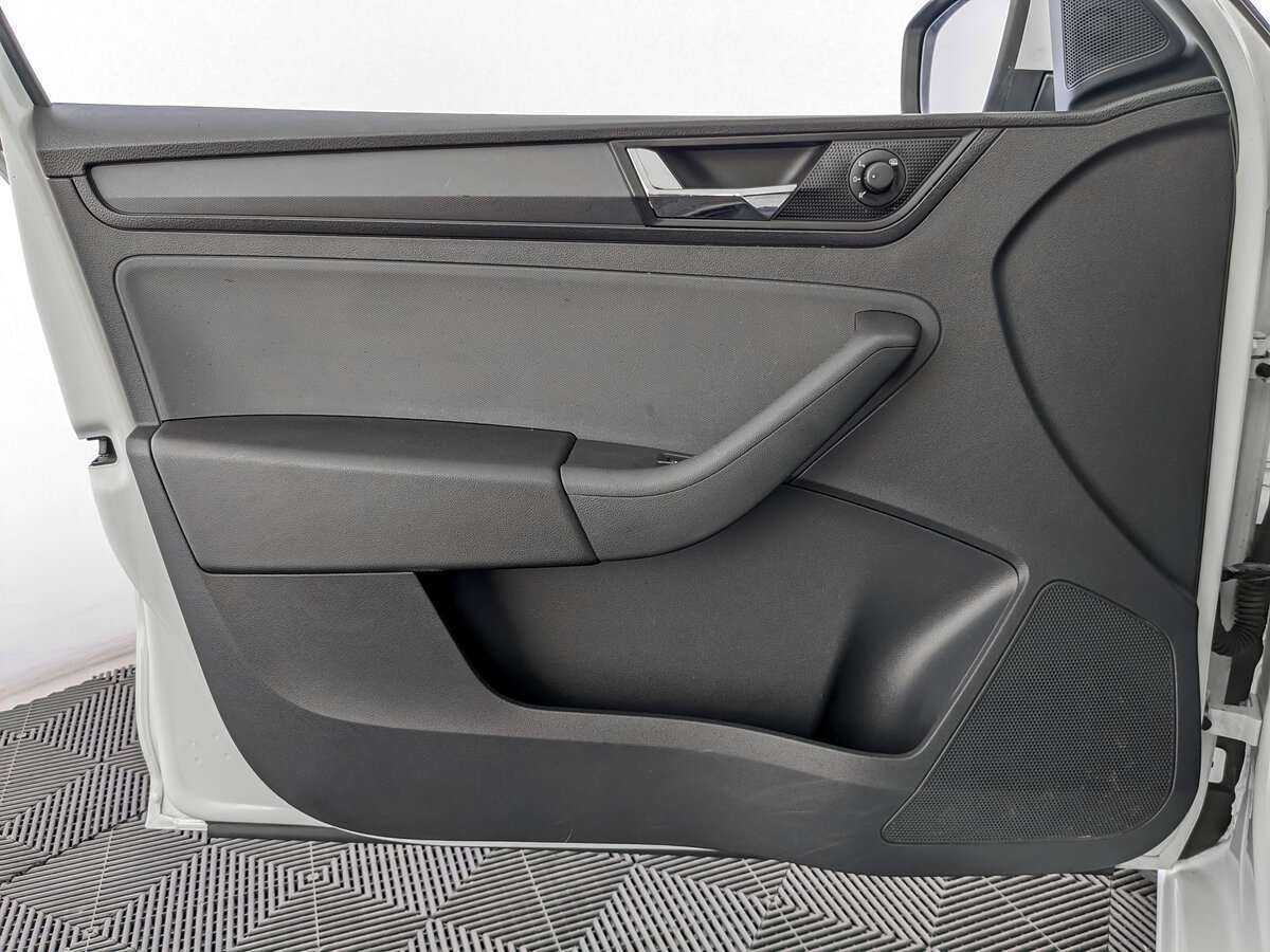 Купить Skoda Rapid, 2018, 132 076 км.. Фото: #18