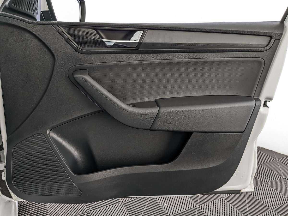 Купить Skoda Rapid, 2018, 119 557 км.. Фото: #20