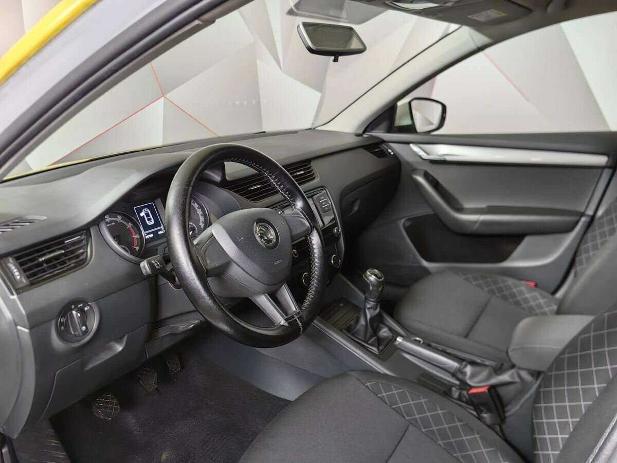 Купить Шкода Октавия, 2019, 247 658 км.. Фото: #13