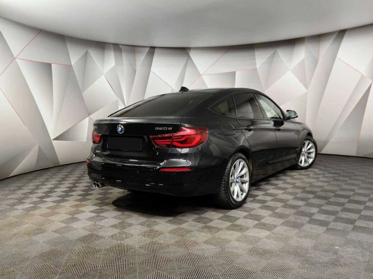 Купить BMW 3 серии, 2019, 35 600 км.. Фото: #1