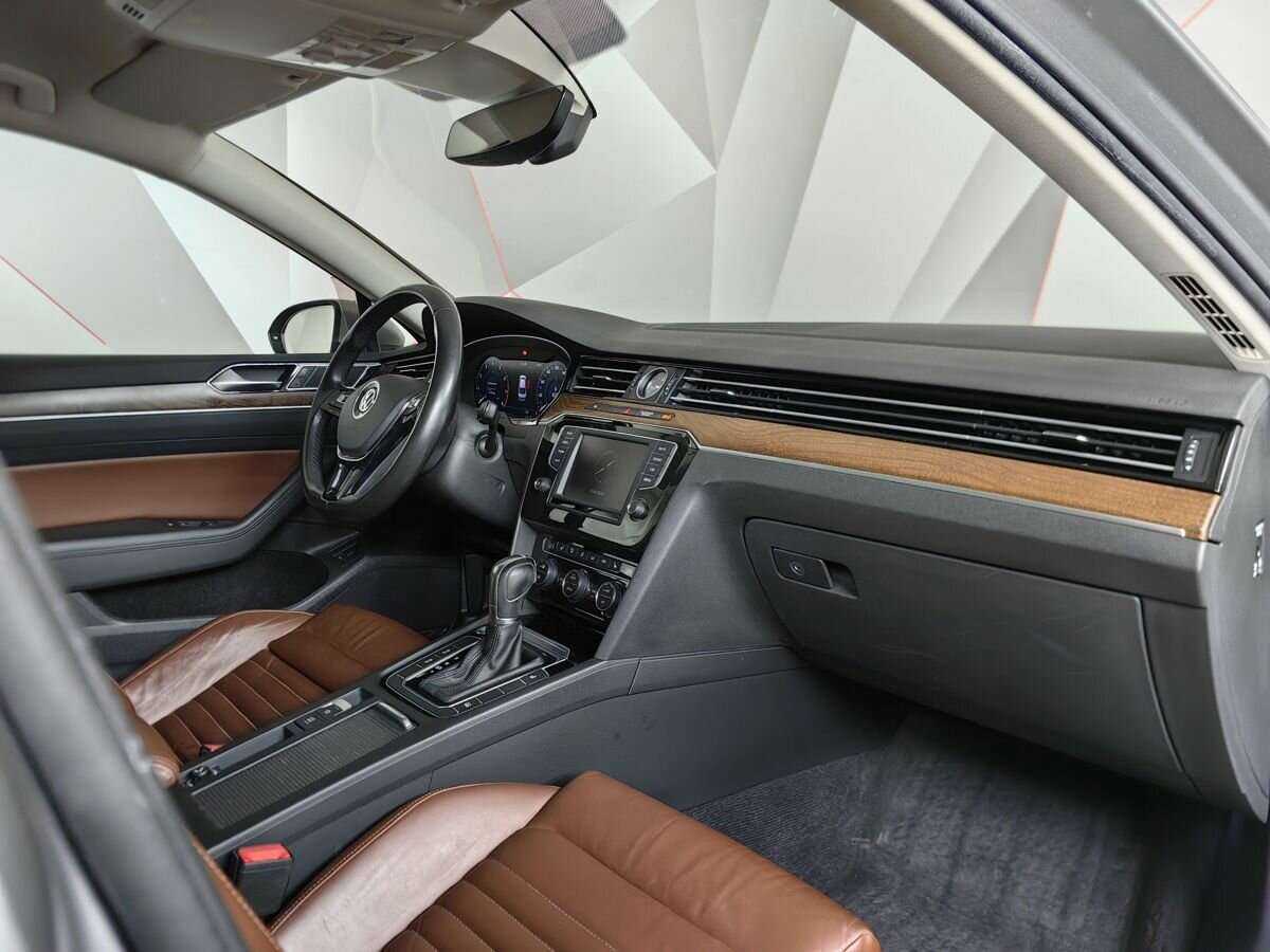 Купить Volkswagen Passat, 2017, 99 391 км.. Фото: #8